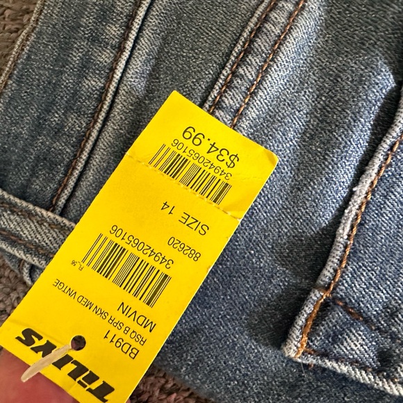 Rsq boys size 14 jeans. New with tags - Picture 3 of 5